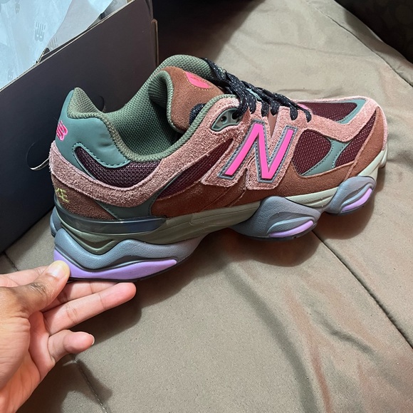 New Balance 9060 Rich Oak Burgundy - Picture 9 of 10